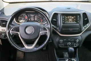 Jeep Cherokee 2018 Latitude 4p SUV