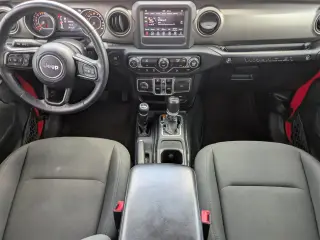 Jeep Wrangler Unlimited 2018 4x4 Sport 4dr SUV (lanzamiento a mitad de año)