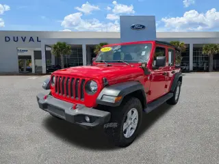 Jeep Wrangler Unlimited 2018 4x4 Sport 4dr SUV (lanzamiento a mitad de año)