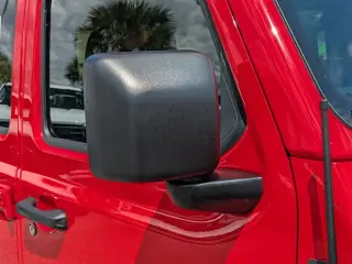 Jeep Wrangler Unlimited 2018 4x4 Sport 4dr SUV (lanzamiento a mitad de año)