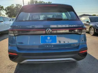 SUV Volkswagen Taos 2025 AWD S 4Motion de 4 puertas