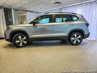 Volkswagen Taos 2025 AWD S 4Motion SUV de 4 puertas