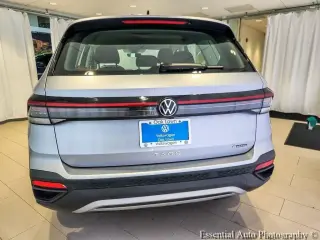 Volkswagen Taos 2025 AWD S 4Motion SUV de 4 puertas