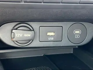 Sedán Hyundai ELANTRA 2025 SEL Sport de 4 puertas