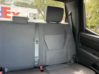 Toyota Tundra 2026 4x4 SR5 4 puertas CrewMax Cab Pickup SB