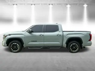 Toyota Tundra 2026 4x4 SR5 4 puertas CrewMax Cab Pickup SB