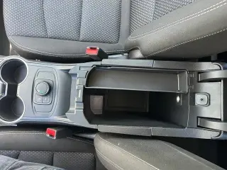 GMC Terrain SLE SUV de 4 puertas 2024
