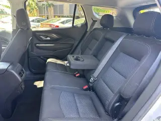 GMC Terrain SLE SUV de 4 puertas 2024