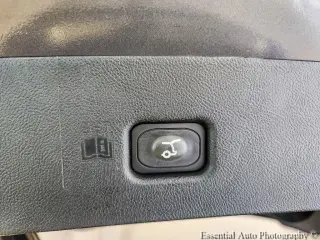 Lincoln Nautilus Standard SUV 4 puertas 2021
