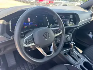 Volkswagen Jetta 2022 Sport Sedán de 4 puertas 8A