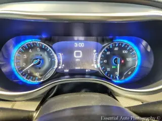 Chrysler Pacifica 2019 Touring L 35th Anniversary 4dr Mini-Van