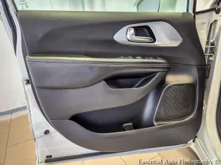 Chrysler Pacifica 2019 Touring L 35th Anniversary 4dr Mini-Van