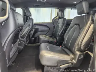 Chrysler Pacifica 2019 Touring L 35th Anniversary 4dr Mini-Van