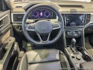 Volkswagen Atlas 2023 AWD SE 4Motion SUV de 4 puertas con tecnología