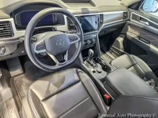 Volkswagen Atlas 2023 AWD SE 4Motion SUV de 4 puertas con tecnología