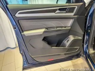 Volkswagen Atlas 2023 AWD V6 SE 4Motion SUV de 4 puertas con tecnología