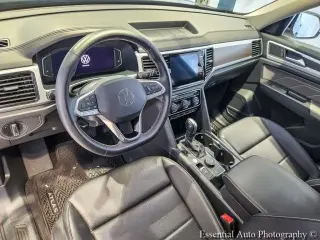 Volkswagen Atlas 2023 AWD V6 SE 4Motion SUV de 4 puertas con tecnología