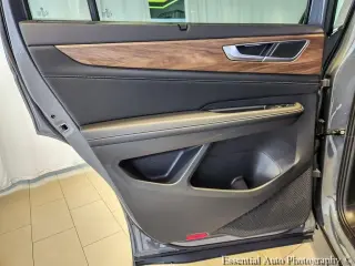 SUV Volkswagen Atlas 2025 AWD SE 4Motion de 4 puertas con tecnología