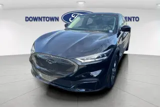 Ford Mustang Mach-E 2023 Select SUV de 4 puertas
