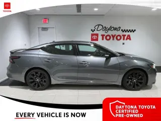 Sedán de 4 puertas Nissan Maxima 3.5 S 2019