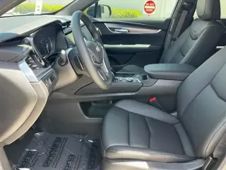 Cadillac XT5 Luxury SUV de 4 puertas 2025