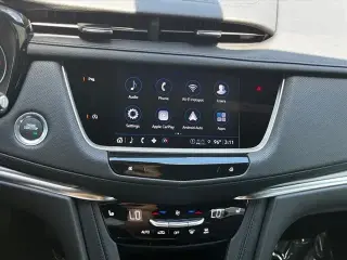 Cadillac XT5 Luxury SUV de 4 puertas 2025