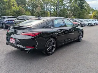 Acura Integra 2023 4 puertas Liftback CVT con paquete Technology y A-SPEC