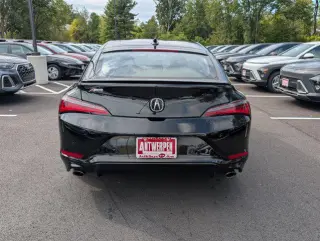 Acura Integra 2023 4 puertas Liftback CVT con paquete Technology y A-SPEC
