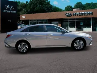 Hyundai ELANTRA 2025 SEL Sport 4p Sedan