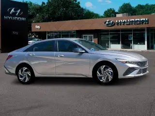 Hyundai ELANTRA 2025 SEL Sport 4p Sedan