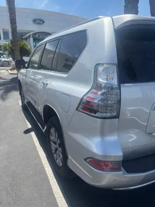 Lexus GX 460 2016 AWD Luxury 4dr SUV