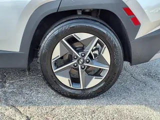 Hyundai TUCSON 2025 SEL 4p SUV