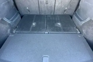 Tesla Model Y 2023 AWD 4p Crossover