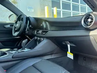 Alfa Romeo Giulia 2024 Sprint 4p Sedan