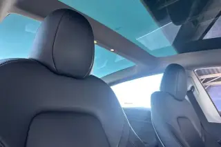 Tesla Model 3 2023 4p Sedan