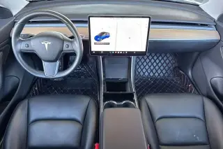 Tesla Model 3 2019 Mid Range 4p Fastback