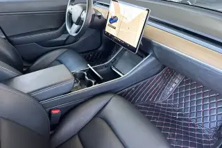 Tesla Model 3 2019 Mid Range 4p Fastback
