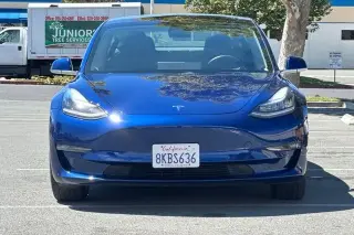 Tesla Model 3 2019 Mid Range 4p Fastback