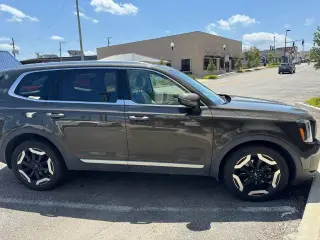 Kia Telluride 2023 EX 4p SUV