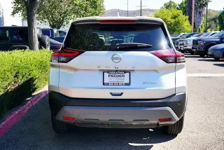 Nissan Rogue 2023 AWD SV 4dr Crossover