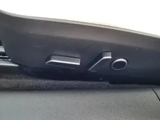 Tesla Model 3 2023 4p Sedan