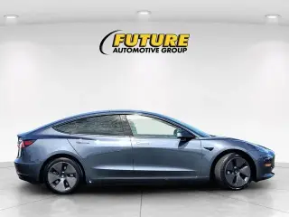 Tesla Model 3 2023 4p Sedan