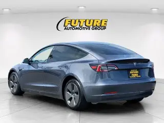 Tesla Model 3 2023 4p Sedan