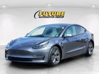 Tesla Model 3 2023 4p Sedan