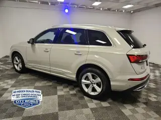 Audi Q7 2023 AWD quattro Premium 45 TFSI 4p SUV