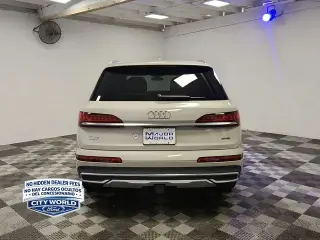 Audi Q7 2023 AWD quattro Premium 45 TFSI 4p SUV
