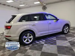 Audi Q7 2023 AWD quattro Premium 45 TFSI 4p SUV