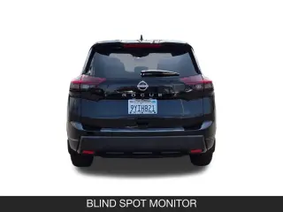 Nissan Rogue 2026 SV 4p Crossover