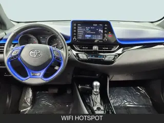 Toyota C-HR 2021 LE 4dr Crossover