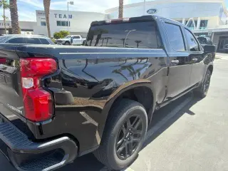 Chevrolet Silverado 1500 2022 4x2 Custom 4dr Crew Cab 5.8 ft. SB